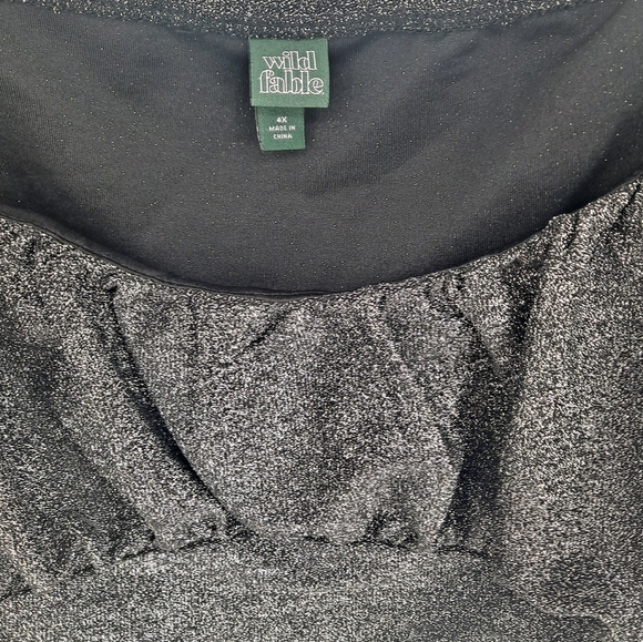 New! Sparkly Black/Silver Lurex Crop Top Wild Fable 4X NWT - Picture 4 of 9